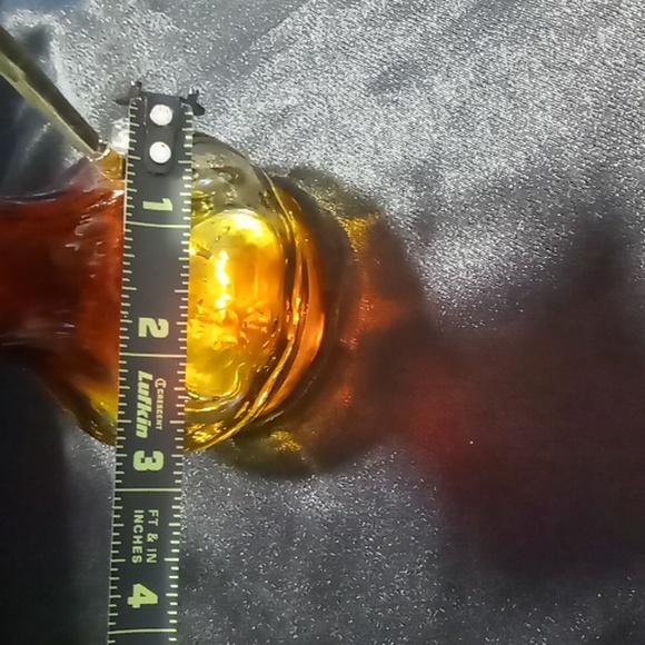 Vintage red vase amberinia glass red carnival glass vase . - Picture 8 of 9